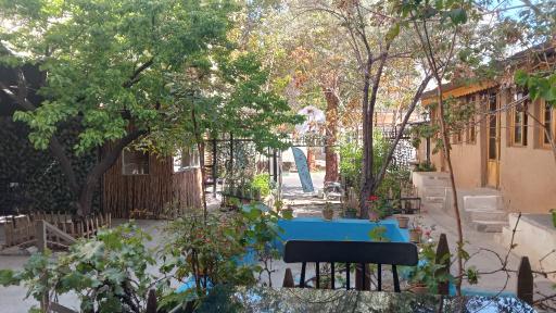 عکس سفره خانه سنتی عمارت فیروزه
