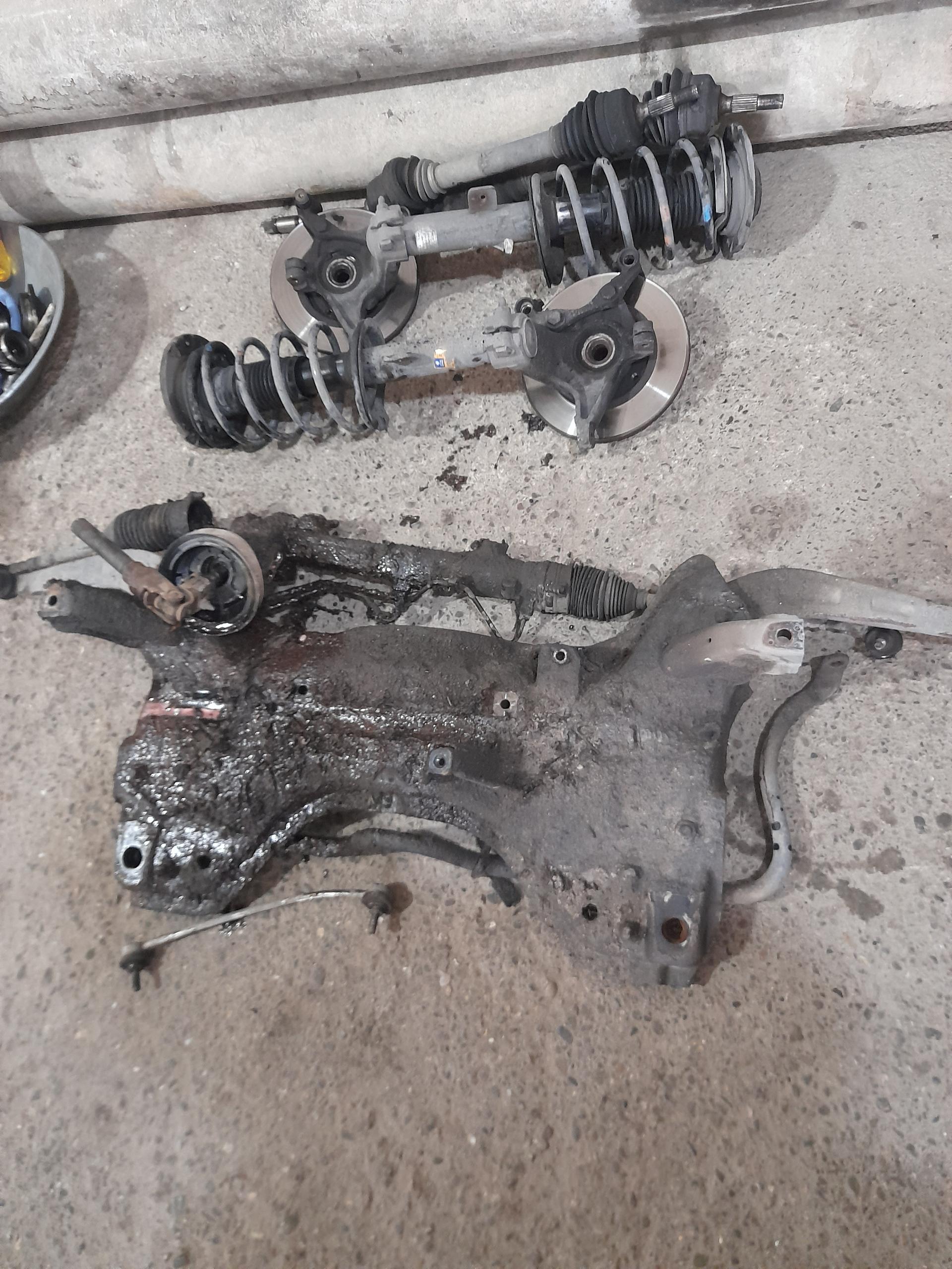 عکس جلوبندسازی احمد