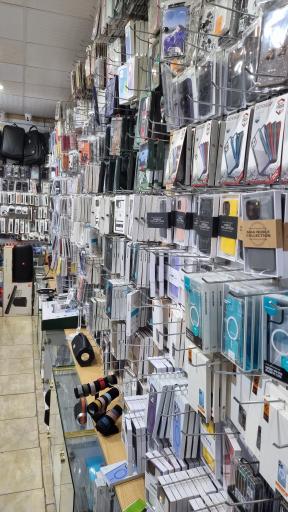 عکس فروشگاه کامپیوتر و موبایل هشت پارس