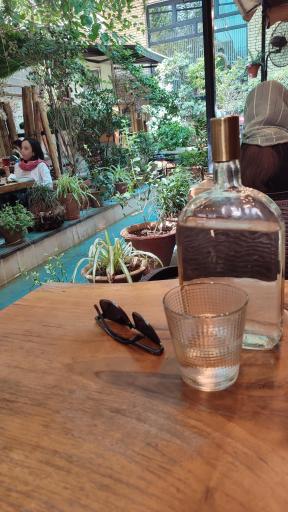 عکس کافه شیرینی اُفست