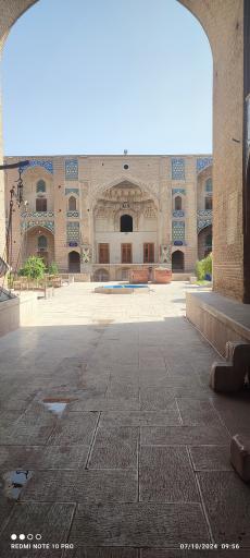 عکس بازار وکیل