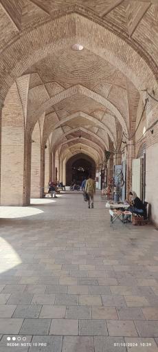 عکس بازار وکیل