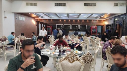 رستوران ملل کاشان