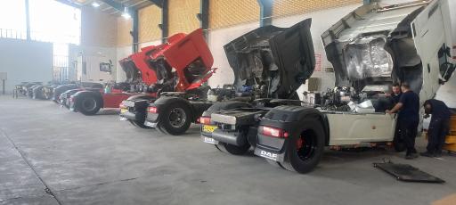 عکس آکام دیزل پاکار (تکنوداف)