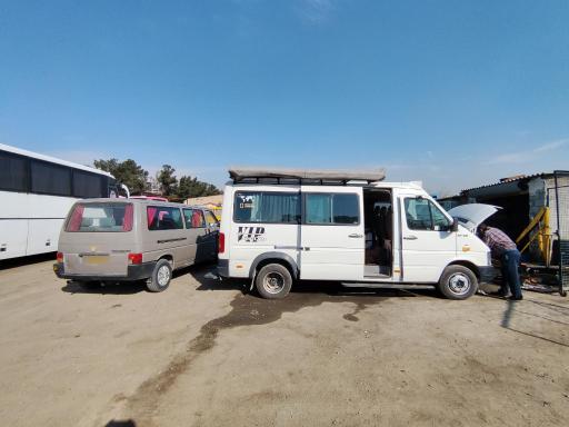 عکس تعمیرگاه تخصصی فولکس هیوندای تویوتا کاظمی