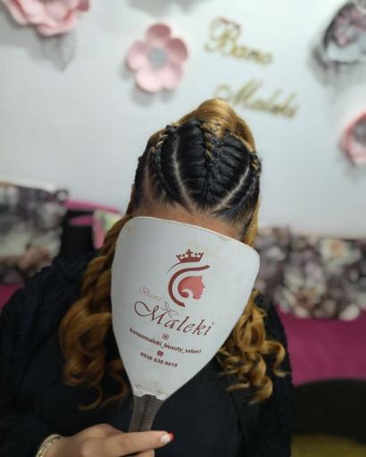 عکس سالن زیبایی بانو‌ملکی