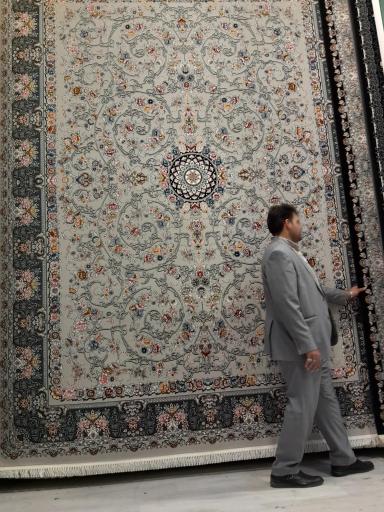 عکس فرش آوینی