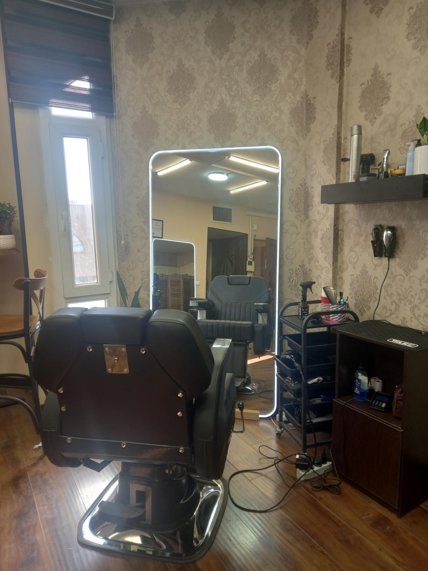 عکس آرایشگاه مردانه پارس