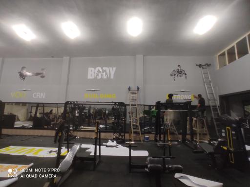 عکس باشگاه بدنسازی تپش