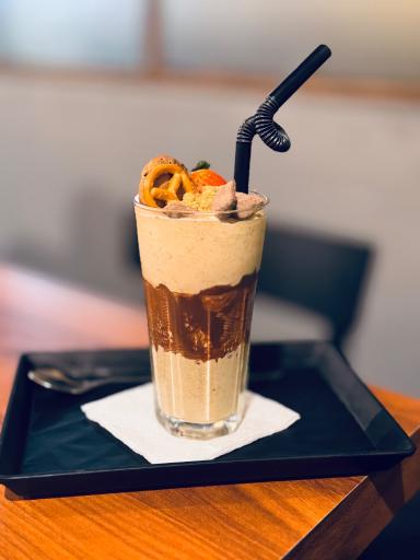 عکس کافی شاپ صبر