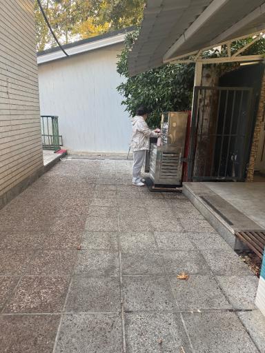 عکس دبستان دخترانه مهرآیین