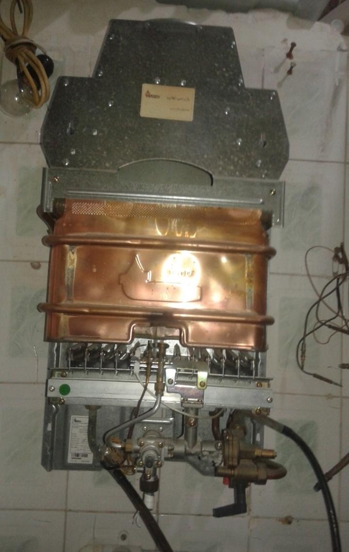 عکس تعمیرگاه لوازم خانگی  و تأسیساتی جمعه پور