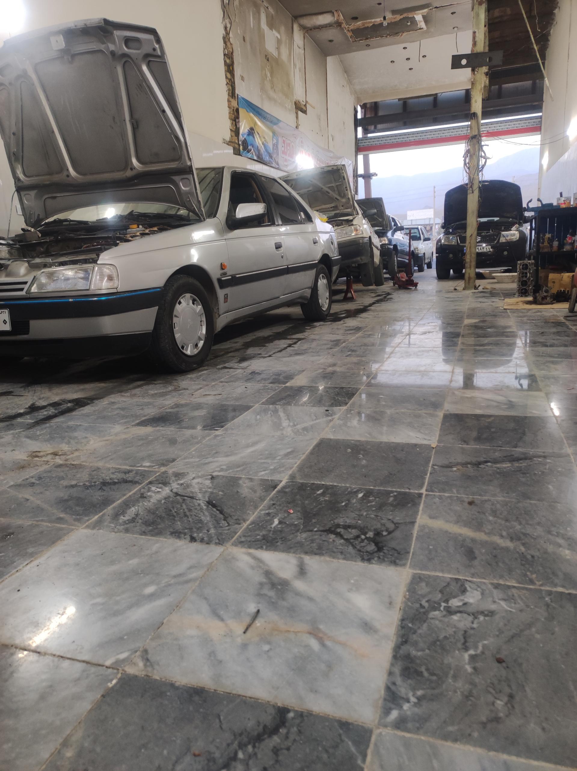 عکس تعمیرگاه خودرو پرسپولیس