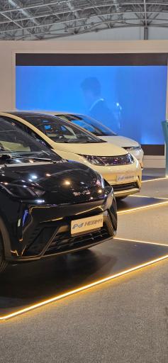 عکس شرکت خودرو برقی نبکا