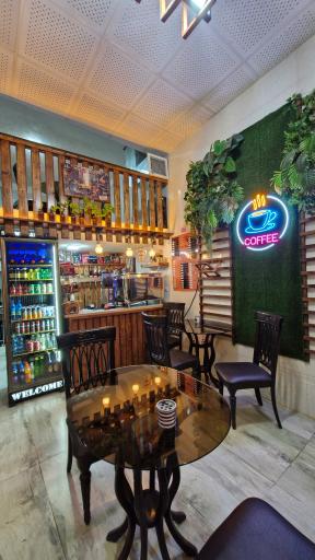 عکس کافه رستوران گل سرخ 