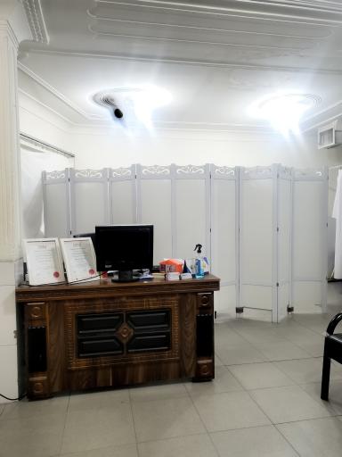 عکس مرکز تخصصی لیزر پرتو