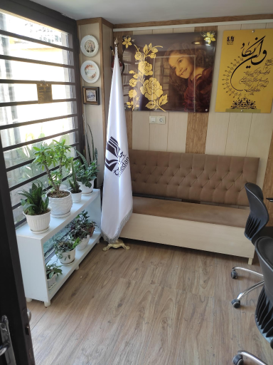 عکس چاپ  گلسرخ