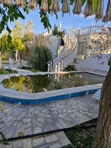 عکس باغ  تالار ملکه