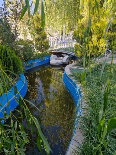 باغ  تالار ملکه