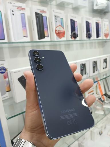 عکس فروشگاه تخصصی پارس موبایل