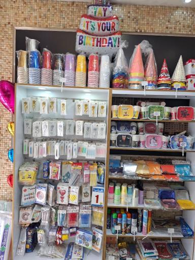 ظروف یکبارمصرف و لوازم تولد متین