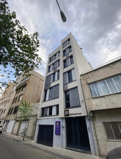 عکس همدم محجوب ایرانیان