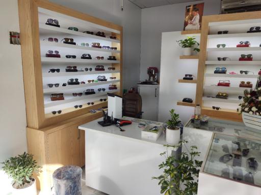 عکس خانه عینک