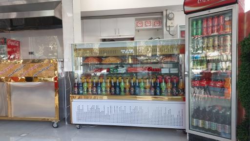 عکس ساندویچ فروشی کالسکه نوین