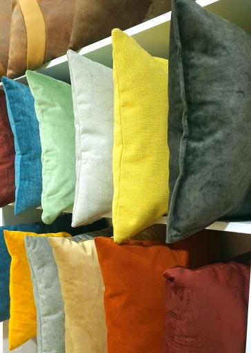 عکس فروشگاه کوسن وین