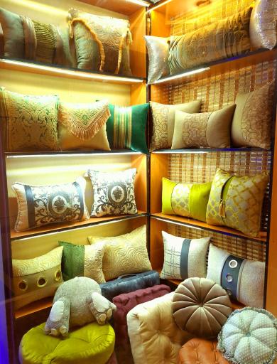 فروشگاه کوسن وین