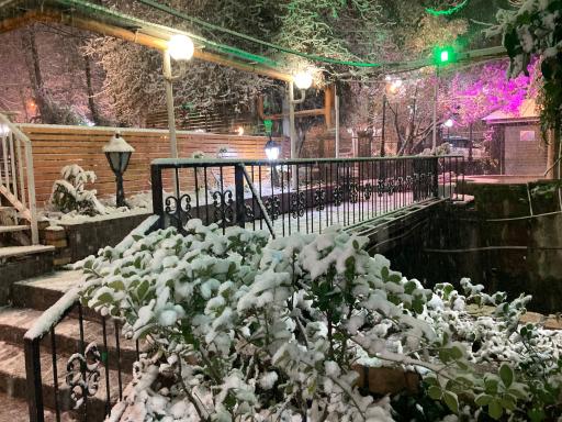 عکس رستوران آبشار