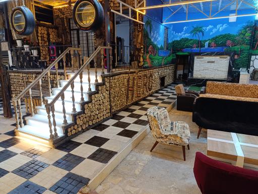 عکس کافه رستوران سنتی هیرو