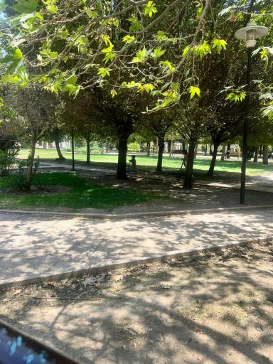 بوستان نرگس (بانوان)