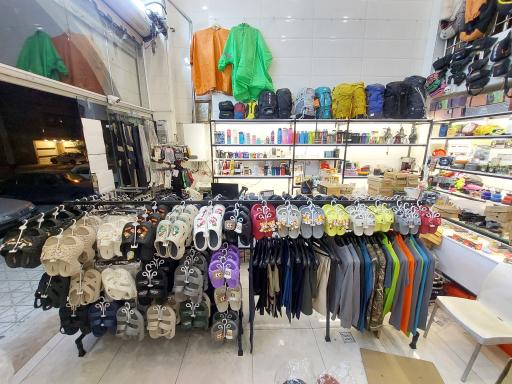 عکس فروشگاه کوهنوردی پیکنیک مارکت 