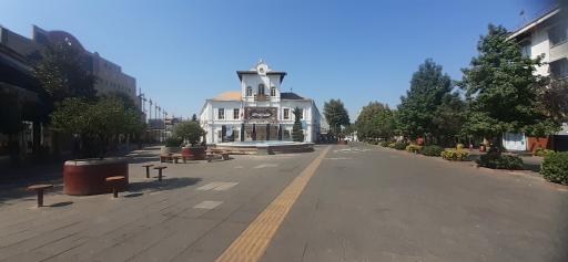 عکس ساختمان قدیمی هتل ایران