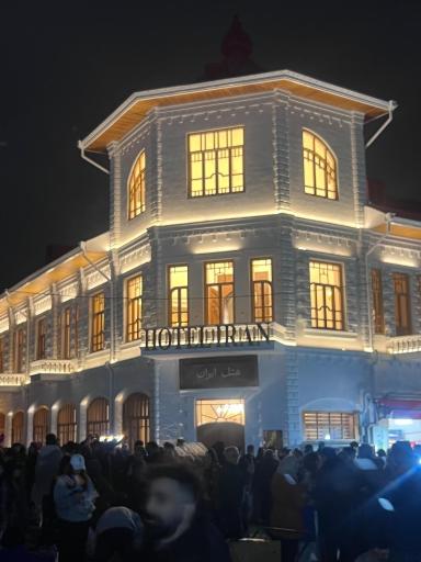 عکس ساختمان قدیمی هتل ایران