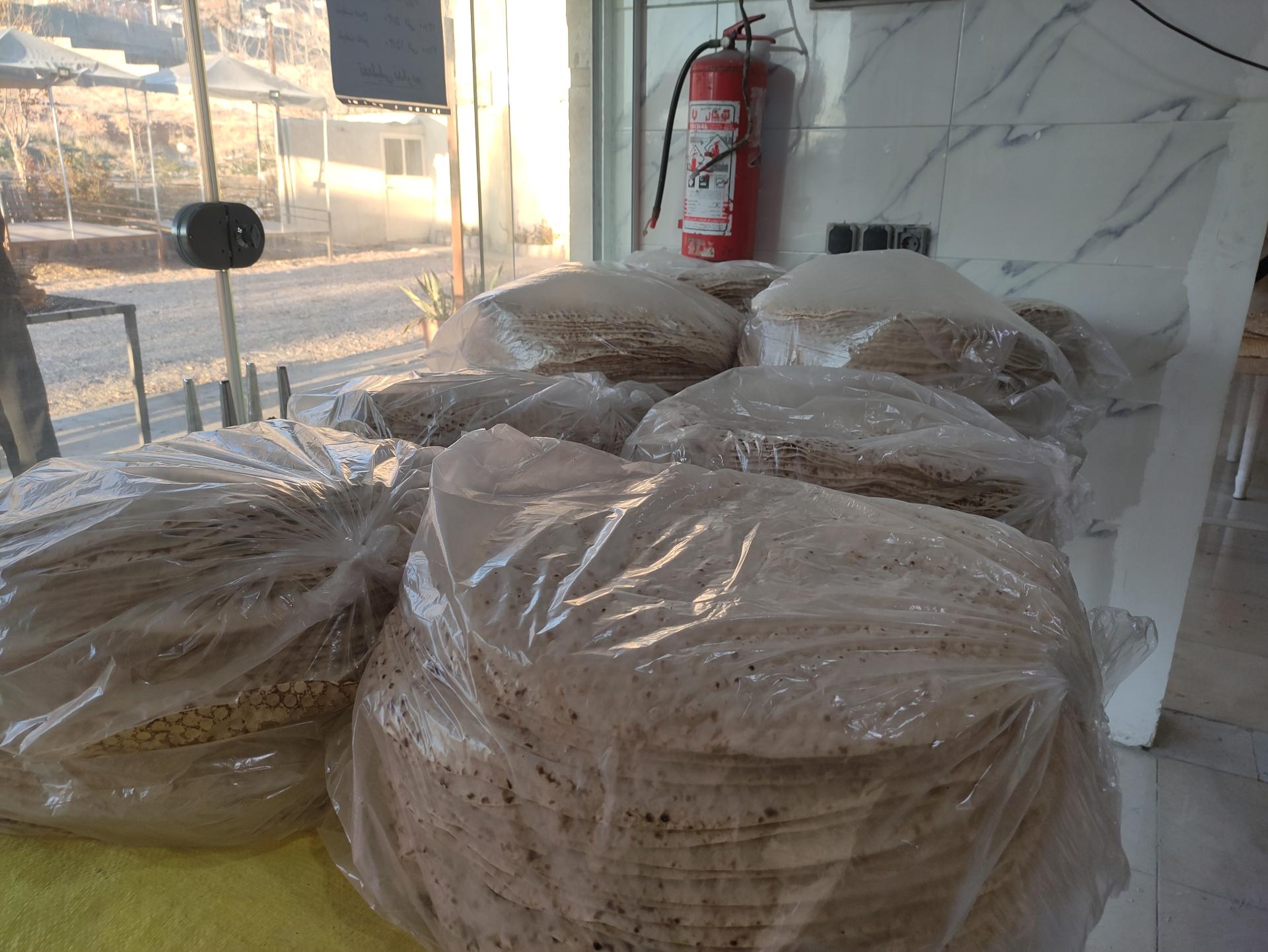 عکس نانوایی تافتون سنتی مهدیه