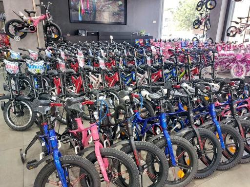 عکس فروشگاه دوچرخه عمو اصغر