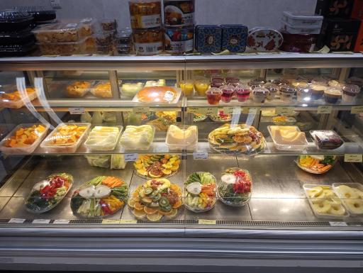 عکس فروشگاه بامیکا