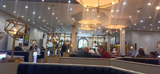 رستوران ملل