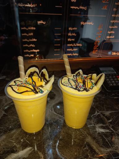 عکس کافه تیانا