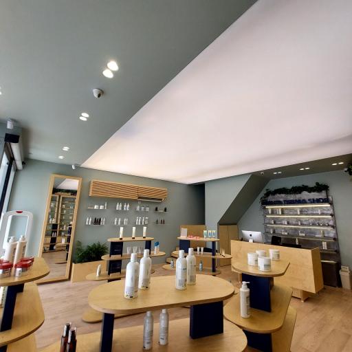 عکس فروشگاه محصولات پوست و مو مهتا