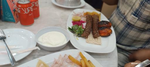 عکس رستوران ملل