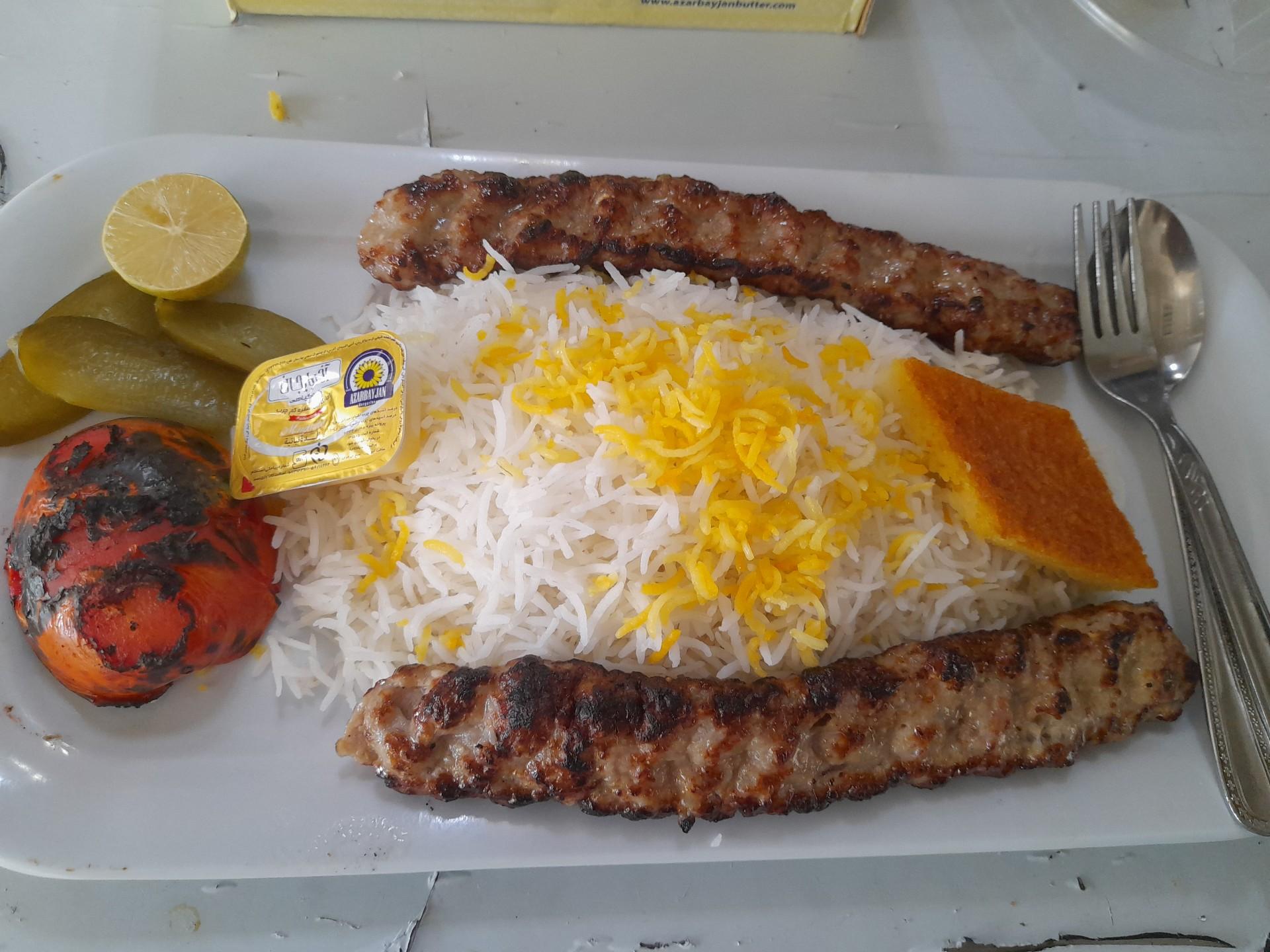 عکس چلوکبابی ممتاز مختاری