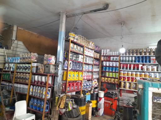 عکس تعویض روغن محمدحسن اصارلو