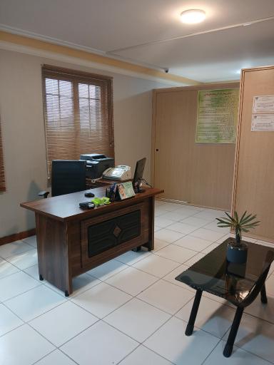 عکس اموزشگاه گیل دانش