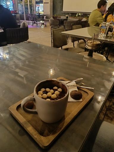 عکس کافه رستوران ماژورل