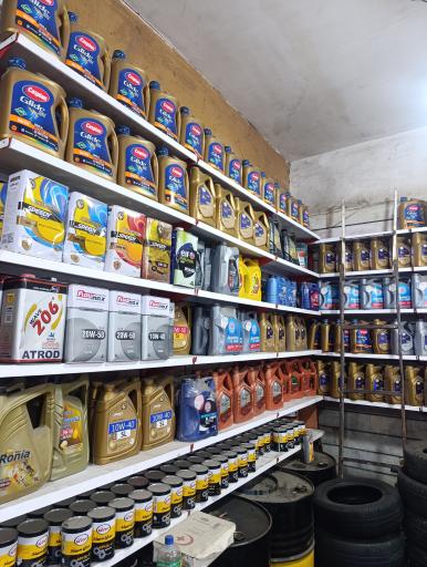 عکس تعویض روغن محمدحسن اصارلو