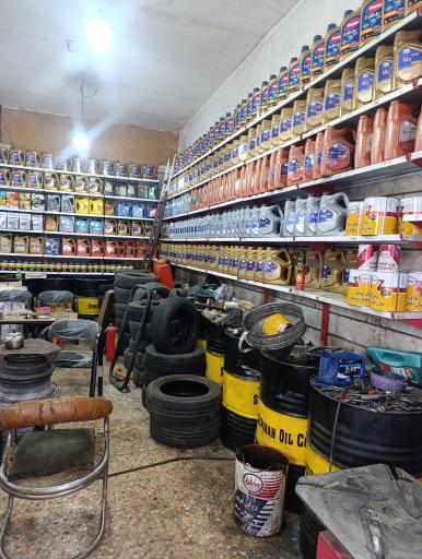 عکس تعویض روغن محمدحسن اصارلو
