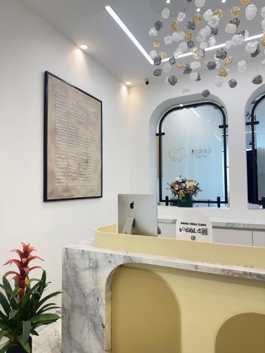 عکس کلینیک دندانپزشکی میداس